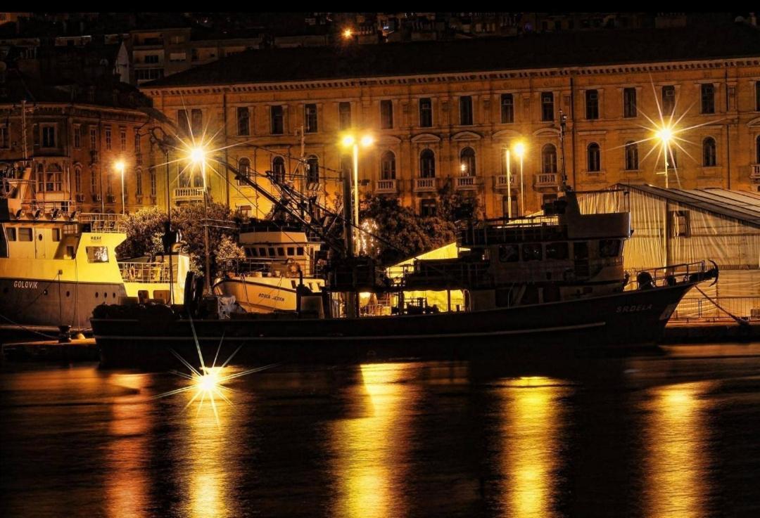 Adriatica Appartement Rijeka Buitenkant foto